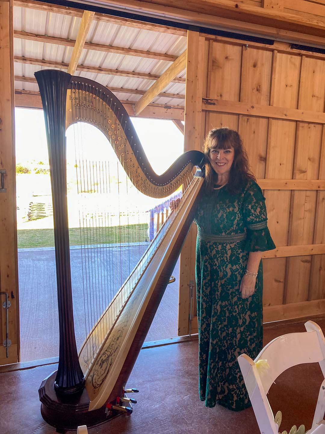 Sherri with her harp